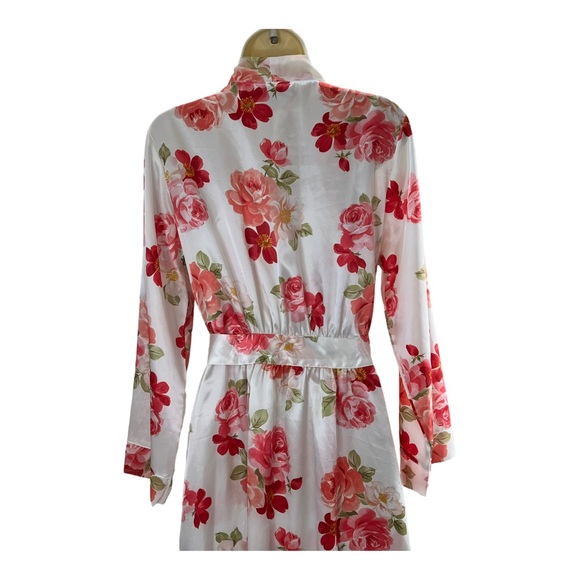 Donna Morgan Women’s Floral Lingerie Set Nightgown and Bathrobe - Picture 9 of 14